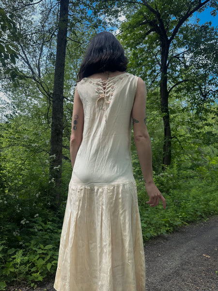 1920’s Silk Embroidered Dress