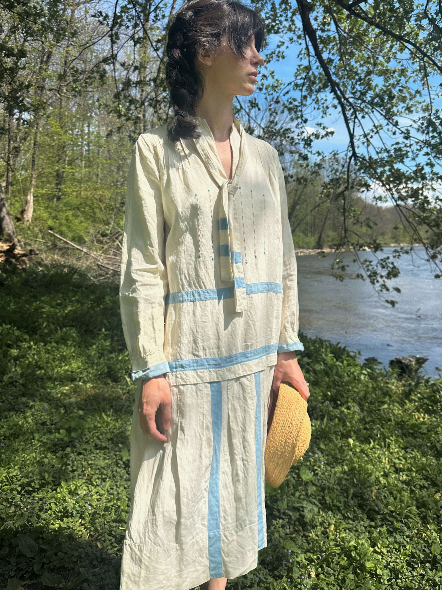 Golden Threads Vintage