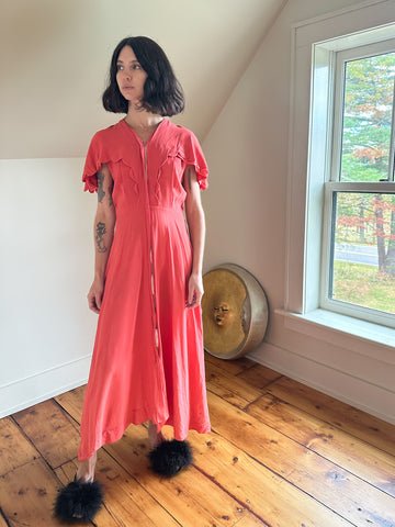 1940’s Scalloped Dressing Gown