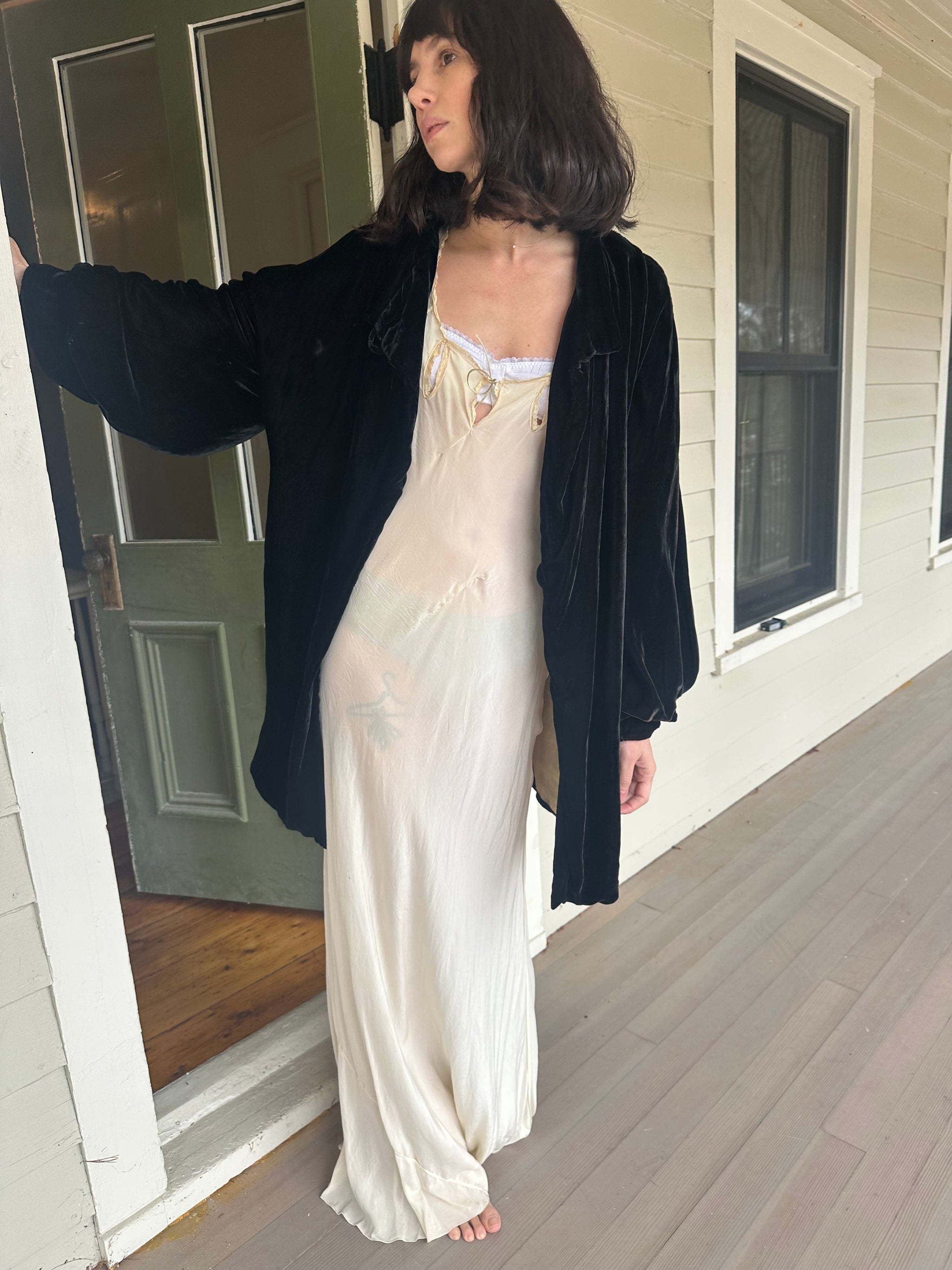 Golden Threads Vintage